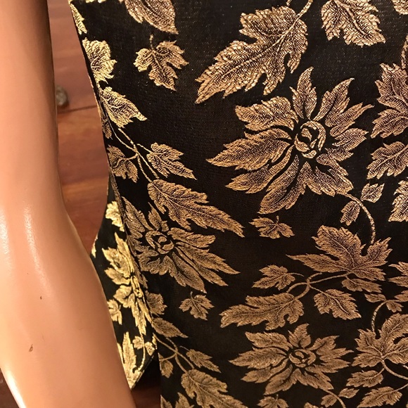 Black and Gold Brocade Top L - Picture 2 of 5
